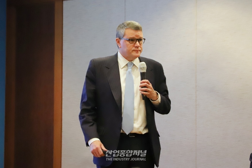 CDA 통해 국가 차원의 디지털 아젠다 수행 지원 - 산업종합저널 동향