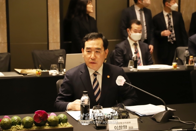 정부, 4대 탄소 다배출업종 탄소중립 패키지 지원 - 산업종합저널 정책