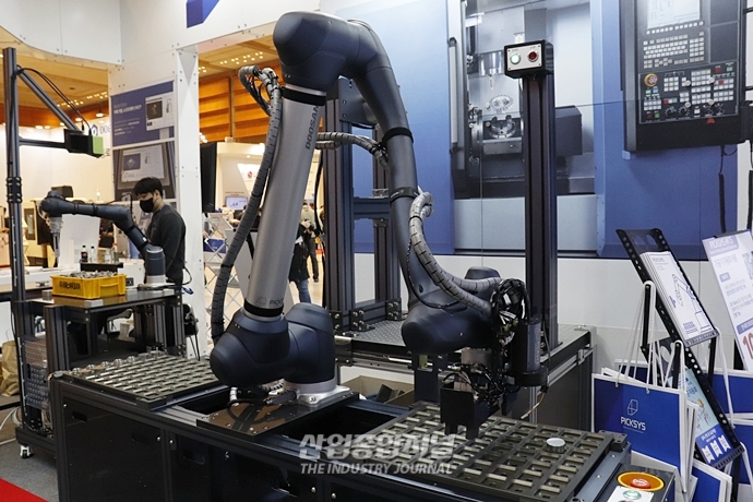 [AW2023] “모든 부품이 하나의 솔루션으로”..날개 달은 자동화 시스템 - 산업종합저널 전시회