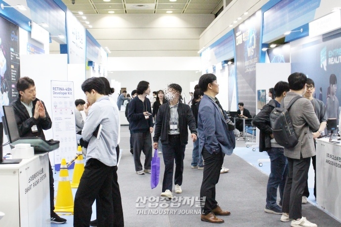 [월드IT쇼]국내 디지털 스타트업 소개하는 ‘디지털혁신관’ - 산업종합저널 전시회