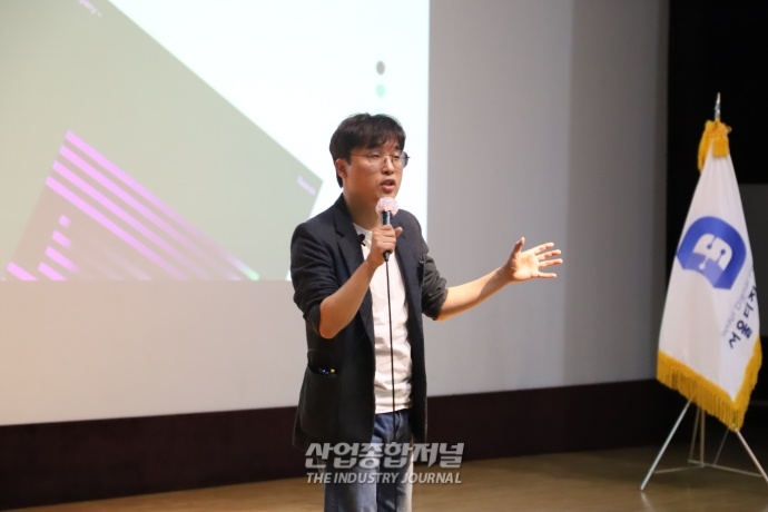 “미래 게임 개발은 프로그래머 아닌 인문학도의 영역” - 산업종합저널 동향