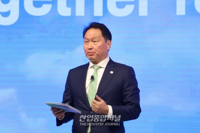 최태원 대한상의 회장, “탄소중립 편익이 손실 넘어서는 ‘골든크로스’ 앞당겨야” - 산업종합저널 기타
