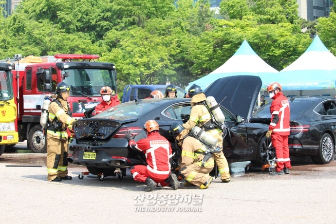 “여의도공원에서 전기차 화재가 난다면?” - 산업종합저널 전시회
