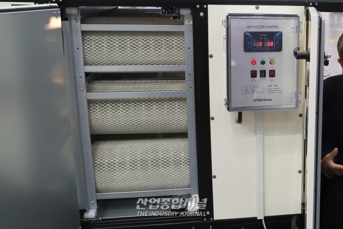 [기계설비전]공기조화기, 원형필터 적용해 필터 면적 확보 - 산업종합저널 전시회