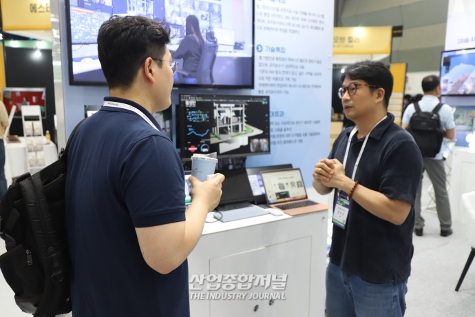 [스타트업 박람회에서 만난 대기업,공기업②]‘초기 창업’, ‘물산업 혁신’ - 산업종합저널 전시회