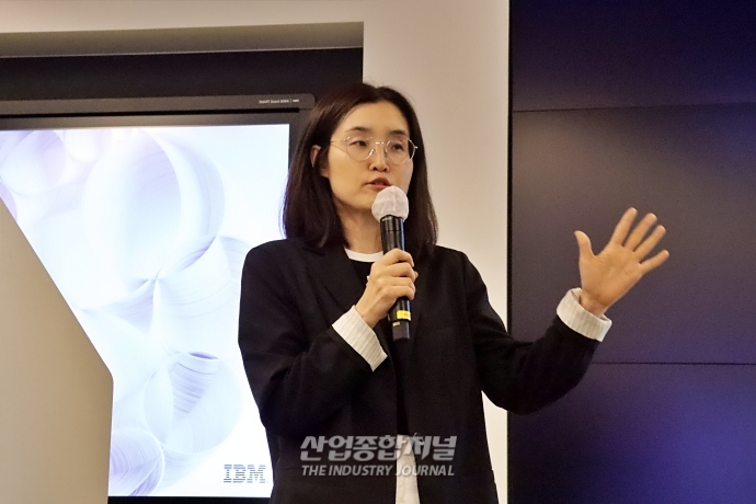 '전 산업군 AI 활용' 위한 데이터 저장 솔루션 - 산업종합저널 동향