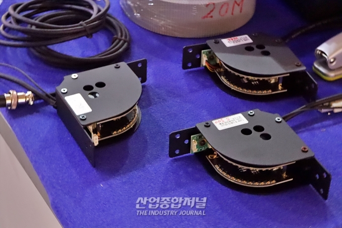 비대면 회의 수준 넘어, 문화·교육에도 '메타버스' - 산업종합저널 동향