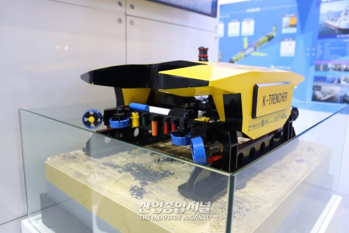 [무인이동체엑스포] 물에 취약한 로봇, 수중 건설에 투입 - 산업종합저널 전시회