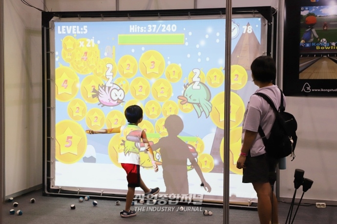 “놀거리 산업의 뉴 패러다임 제시”...‘코리아 테마파크 & 어뮤즈먼트 페어’ 개막 - 산업종합저널 전시회