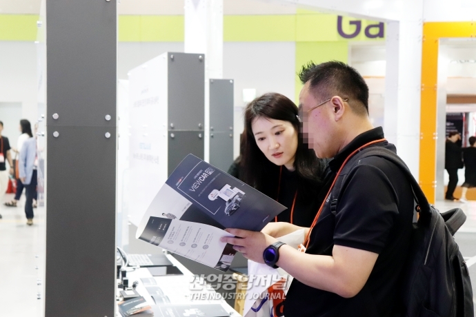 [산업VIEW]진화하는 차량 데이터 서비스…"무궁무진한 활용 가능하죠" - 산업종합저널 장비