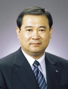 우진세렉스, 세계 일류의 사출성형기 전문업체로의 성장을 꿈꾼다