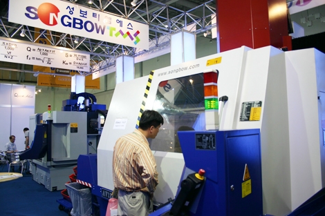 성보TMS, 황삭부터 정삭까지 1대면 충분해