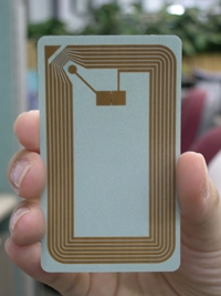 [1]新유통기술-RFID vs 2차원 바코드