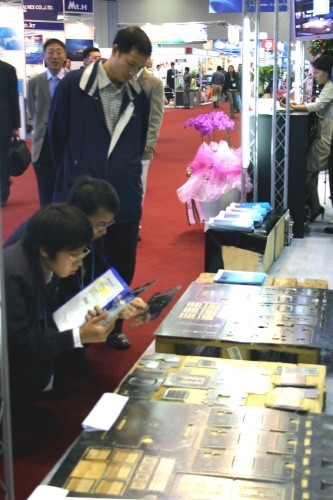 유압식 펀칭프레스 성능 눈으로 확인