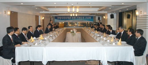 기계업계, 환율하락으로 진통