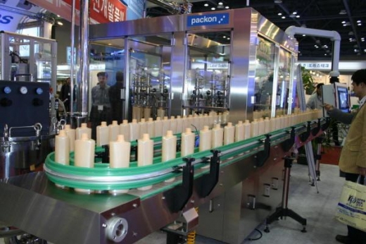 [코리아팩 2006]백천기계, 불량품 자동제거장치 선보여