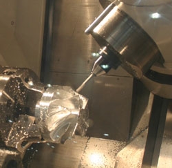 두산인프라코어(주), 차세대 복합 터닝 센터 PUMA MX2000ST