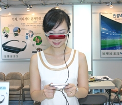 제11회 국제 정보통신 및 이동통신 전시회 개막