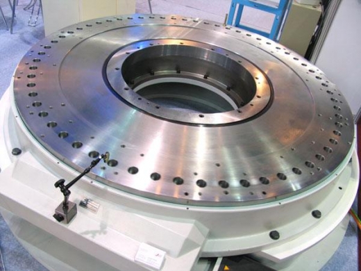 제어시스템이 피아노 연주까지?…2006 모션컨트롤전 개막