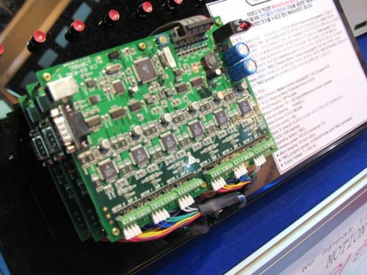 제어시스템이 피아노 연주까지?…2006 모션컨트롤전 개막