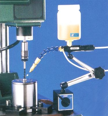 아하산업, 윤활유·냉각제 자동 분사장치