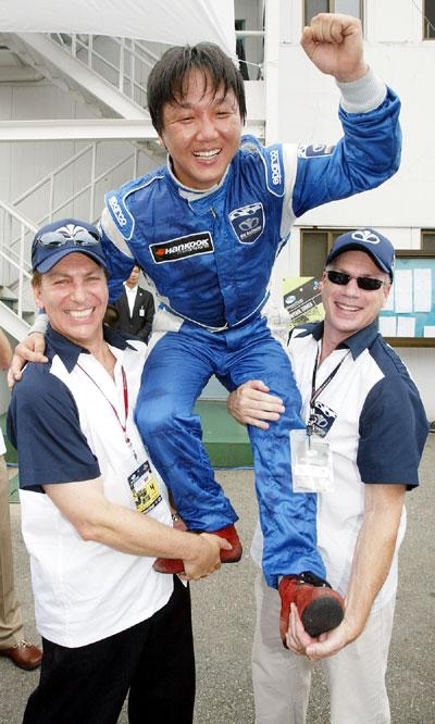 ‘지엠대우 레이싱 팀’  첫 출격에 우승