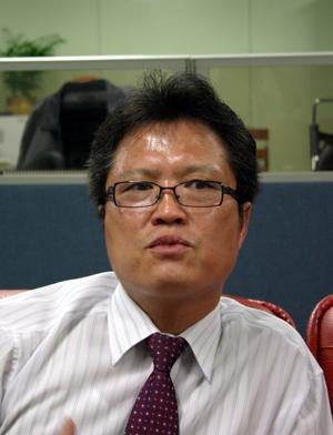 국내 첫 350마력급 12대 인도네시아 수출 