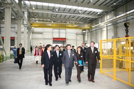 포스코, 유럽 첫 철강재 가공센터 준공 