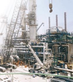 중동 석유산업…최대 전략산업 석유화학 집중육성