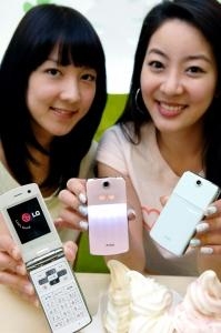 LG전자, ‘싸이언 아이스크림폰’ 출시 