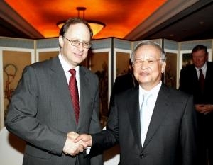 대한상의 회장, 버시바우 주한미국대사 환송 만찬 