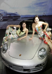 포르쉐 911카레라, 스페이서 균열 발생 우려로 리콜