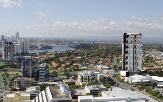 중동 플랜트 불황속 고도성장 