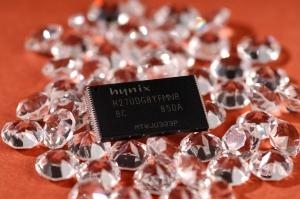 세계 최초 8단 적층 낸드플래시 개발 