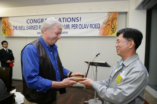 벽안의 명예시민 뢰드씨, 代 이은 한국 사랑