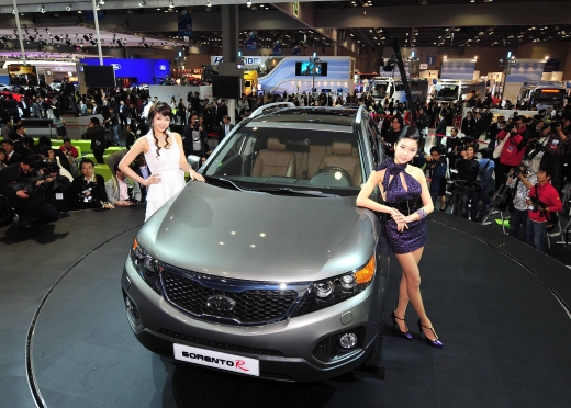 프리미엄 준대형 SUV ‘쏘렌토R’ 탄생