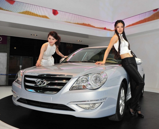 현대차, 상하이 모터쇼 ‘중국형 EF쏘나타’ 선보여