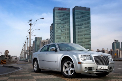 크라이슬러 300C 시그니처 ‘평생 무상 보증 서비스’ 제공 