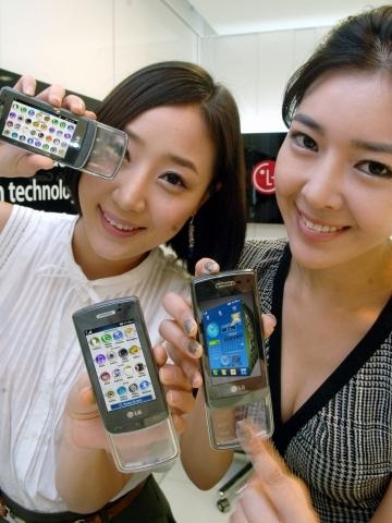 LG전자, 세계 최초 ‘투명폰’ 출시