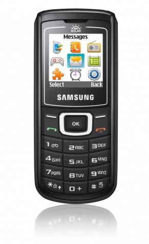 세계 최초, 태양광 충전폰 상용화 