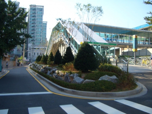 디지털스럽게 변한 구로디지털단지역