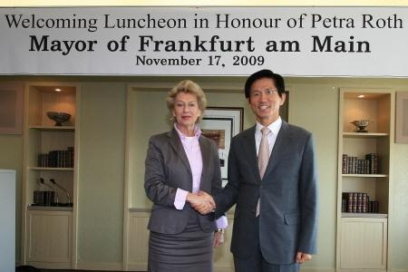 프랑크푸르트 사절단, 중기센터 방문 통상 협의