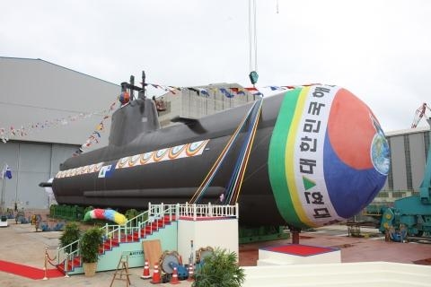 현대중공업, 국내 최대잠수함 ‘안중근함’ 선보여