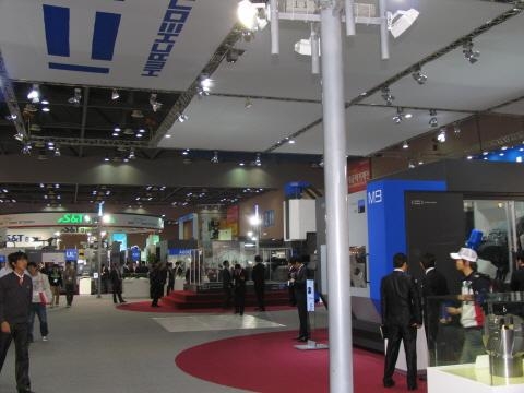 2. 화천그룹_ 한발앞선 기술력이 성장동력