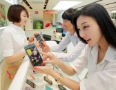 갤럭시S, 첫날 물량 5시간 만에 동났다