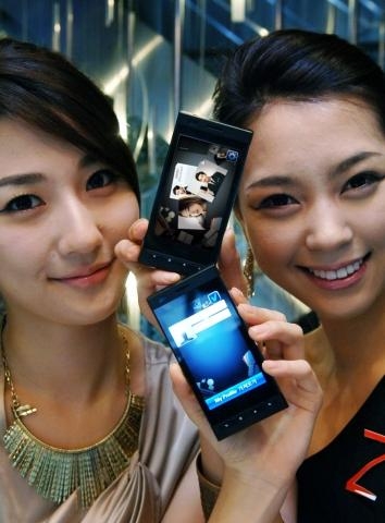 ‘옵티머스Z’, 국내 스마트폰 대반격