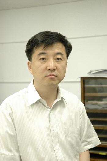 고성능 전자소자‘절반-금속’나노선 개발 