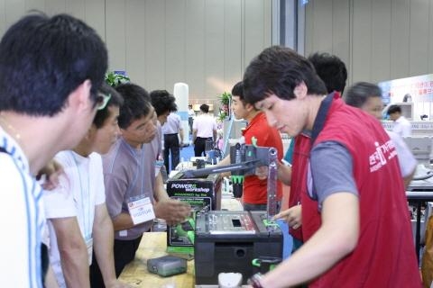 목공기계·가구 산업 발전 ‘눈에 띄네’