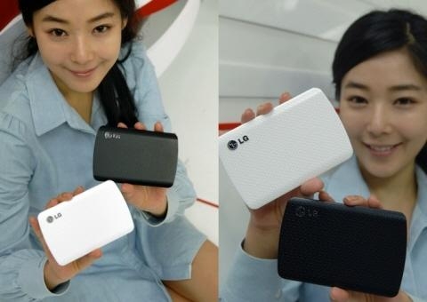 외장하드에 입체적 문양 적용 '고급화'