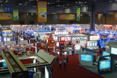 KOFAS 2010, 최첨단 초정밀 기술 '눈에 띄네'